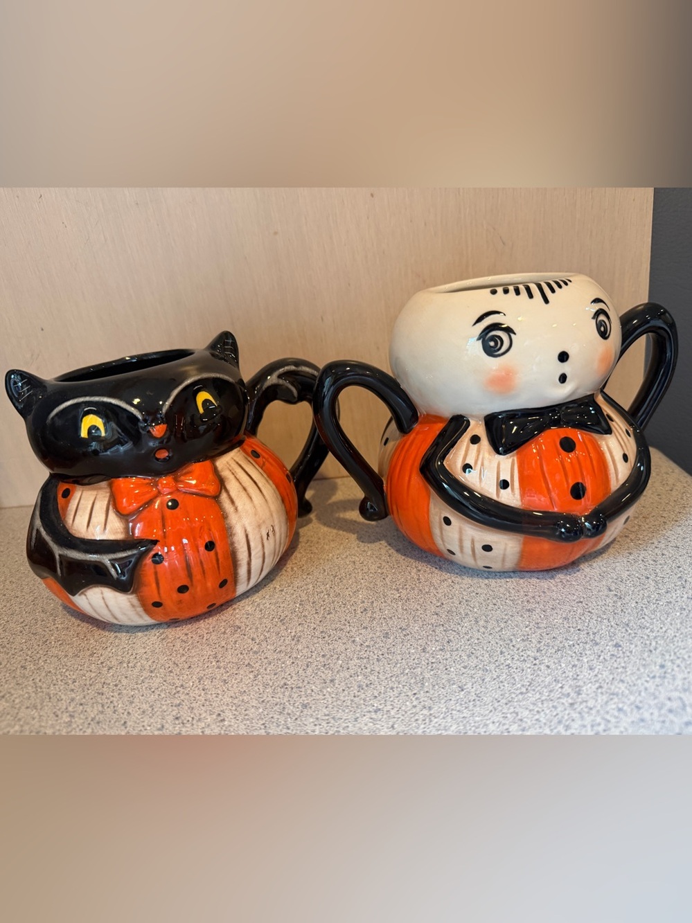 2 New Halloween Johanna Parker Large Coffee Mug Vintage Style Bat Spider Set